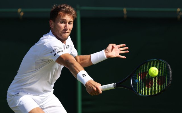 ATP总决赛横扫温网，鲁德带队取胜