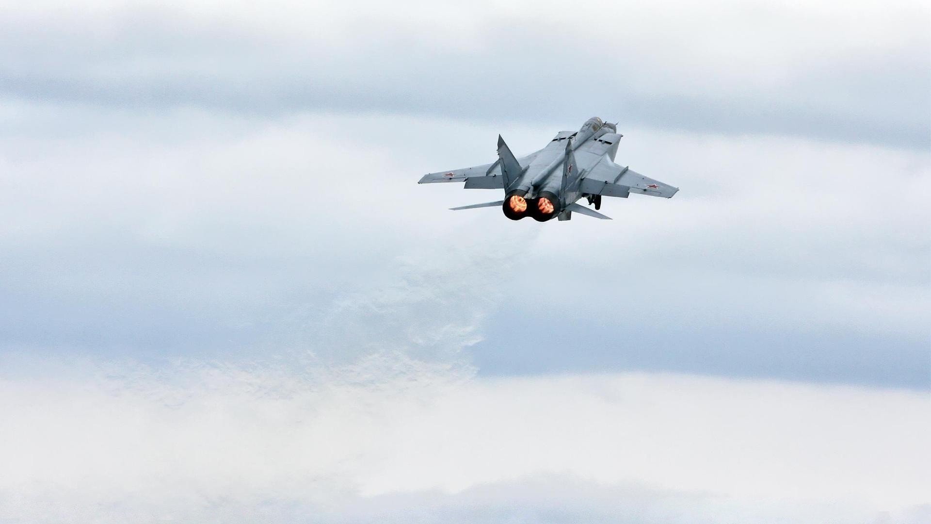 末节光芒，当厄瓜多尔的无名之辈，照亮了迪马利亚定义的大场面