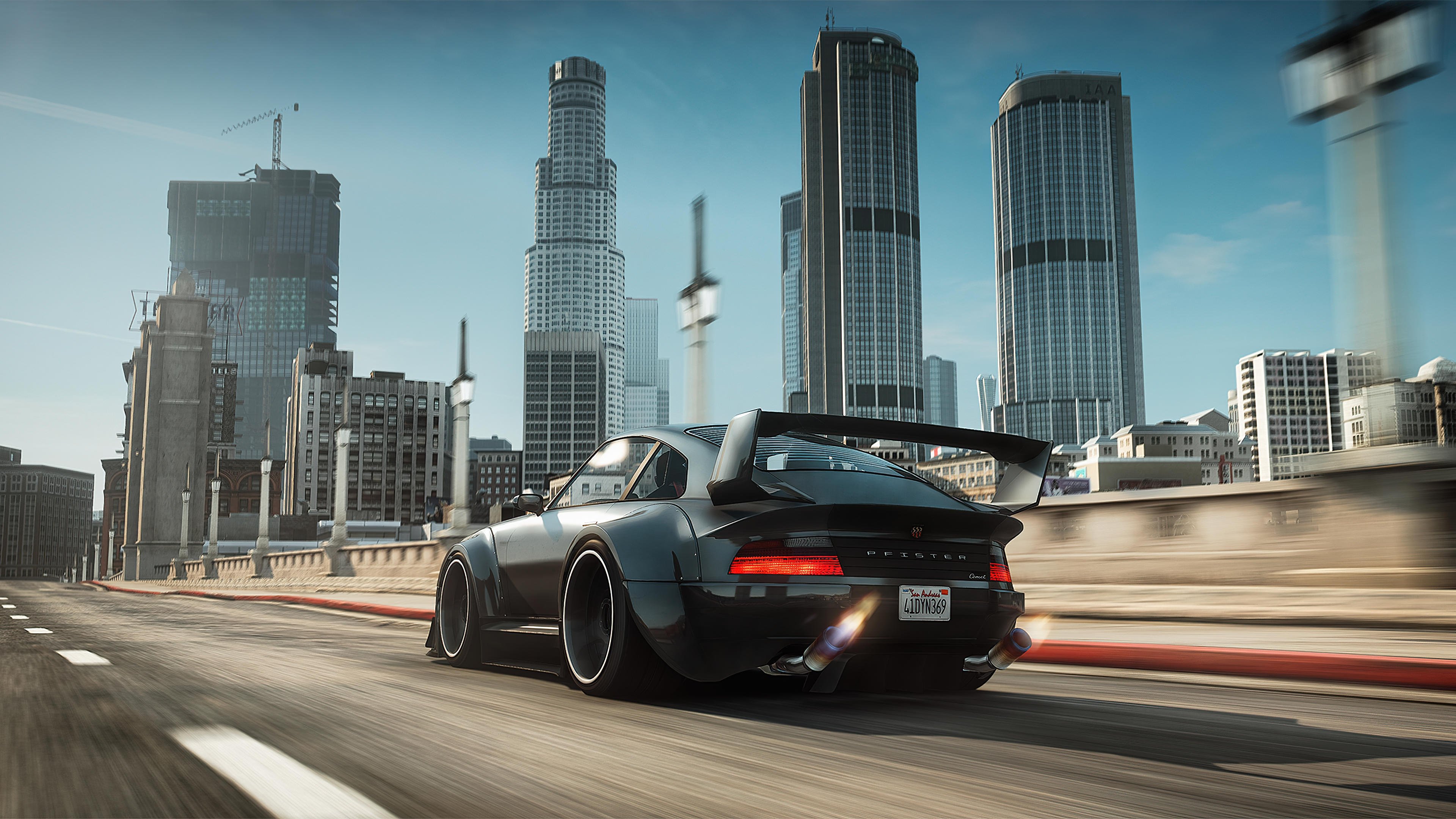 午夜的交响，引擎轰鸣与奔跑灵魂的交汇